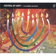 Lista de temas:

1. Rock of Ages (Maoz Tzur) - Marc Cohn  
2. 1902 - Leventhal,  
3. Emigraci�n - Flairck  
4. Oi Tata - Don Byron  
5. Kidush Le-Shabat  
6. Avinu - RebbeSoul  
7. Erev Shel Shoshanium - John McCutcheon  
8. Shers Dybbuk - ...